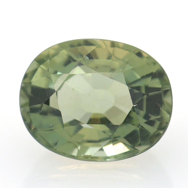 3.25 ct Grüner Apatit Oval Schnitt