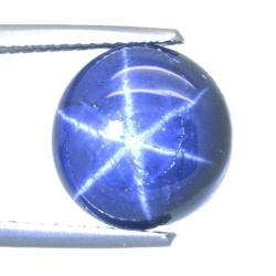 8,02 ct Saphir-Cabochon im Ovalschliff 11,5 x 5,5 mm