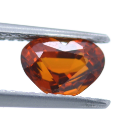 1.65ct Grenat Spessartine Taille Coeur