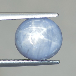 3.60ct Zafiro Estrella Cabujon Oval 8,72x7,84mm