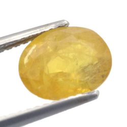 Saphir jaune 2,78 ct taille ovale 9,22x7,40 mm