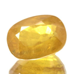 3,30 ct gelber Saphir im Ovalschliff 9,6 x 7,1 mm