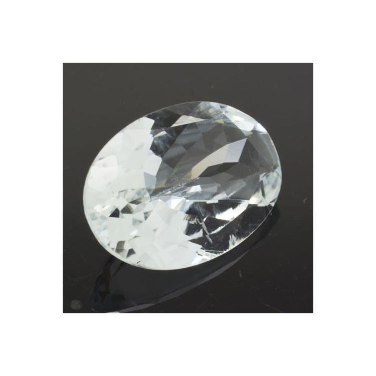 3.73ct Aigue-marine Taille Ovale