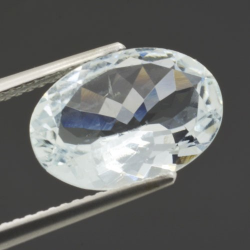 3.73ct Aigue-marine Taille Ovale