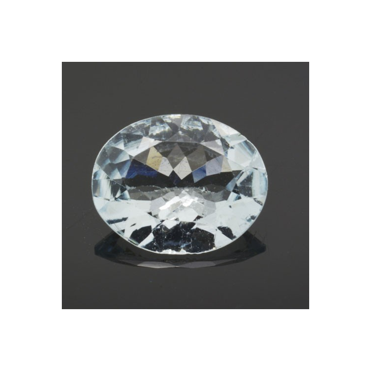 2.21ct Acquamarina in Faccettato Ovale