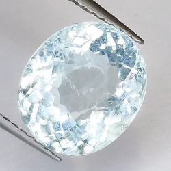 3.88ct Acquamarina in Faccettato Ovale