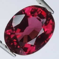 1.17ct Grenat Rhodolite Taille Ovale