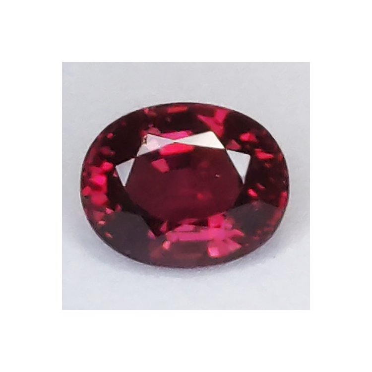 1.17ct Granato Rodolite Taglio Ovale