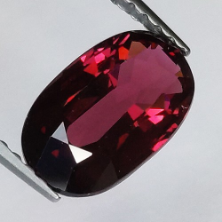 2.37ct Grenat Rhodolite Taille Ovale