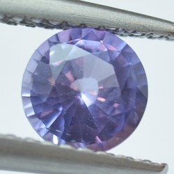 0.92ct Change Color Sapphyre Round Cut