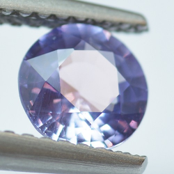 0.90ct Change Color Sapphyre Round Cut