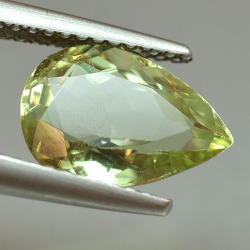 2.46ct Aquamarin Birne Schnitt