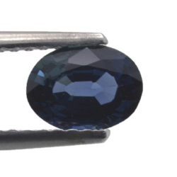 0,91 ct blauer Saphir im Ovalschliff 6,9 x 5,6 mm