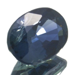 1,23 ct blauer Saphir im Ovalschliff 6,7 x 4,9 mm