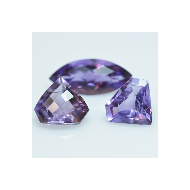 9.48ct Set Amethysts Various Shapes whith Chessboard