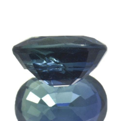 1,23 ct blauer Saphir im Ovalschliff 7,1 x 5,1 mm