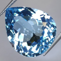 15.12ct Topazio Blu in Facetatto Goccia