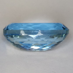 11.60ct Topazio Blu in Facetatto Ovale