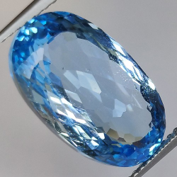 11.60ct Topaze Bleu Taille Ovale