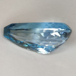 13.30ct Topaze Bleu Taille Poire