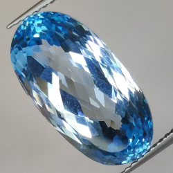 14.50ct Topacio Azul Talla Ovalada