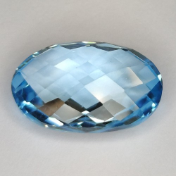 8.83ct Topacio Azul Talla Ovalada Doble Damero