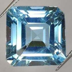 16.12ct Topazio Blu in Facetatto Asscher