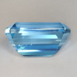 17.31ct Blau Topas Smaragd Schnitt