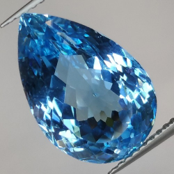 11.90ct Topaze Bleu Taille Poire