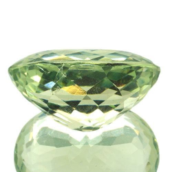 Améthyste prasiolite verte 19,62 ct, taille ovale 20,4 x 15,7 mm