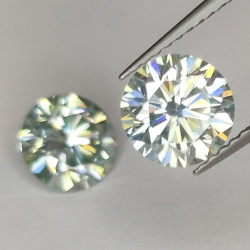 2.67ct Moissanite Round Cut 7mm approx