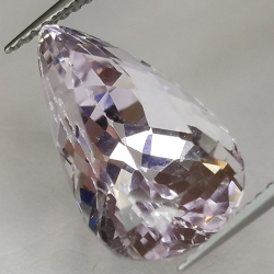 8.23ct  Kunzite Taille Poire