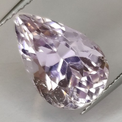 4.66ct Kunzit Birne Schnitt