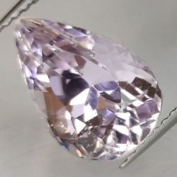 4.66ct Kunzite Taille Poire