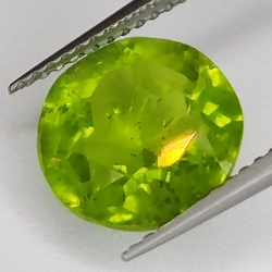 Edelstenen GROEN PERIDOT RONDE FACET 4.40ct. 4mm. 15st.