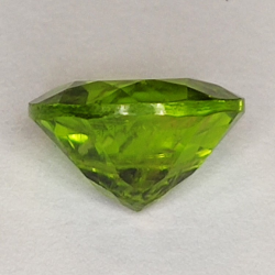 Edelstenen GROEN PERIDOT RONDE FACET 4.40ct. 4mm. 15st.