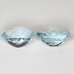 Gems gemstone BLUE TOPAZ OVAL FACETED 4,45ct. 7X9mm.