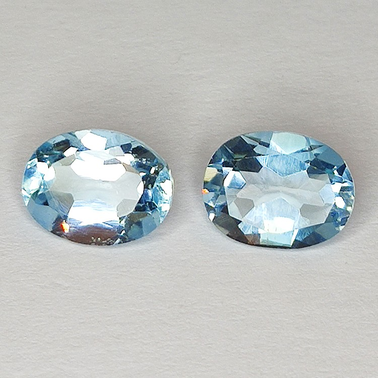 Gems gemstone BLUE TOPAZ OVAL FACETED 4.65ct. 7.0 X 9.1 mm.