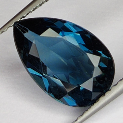 2.03ct TOPACIO LONDRES AZUL en TALLA PERA 9x7mm