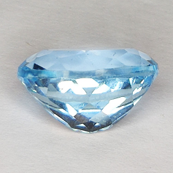 Gemas de TOPACIO AZUL en TALLA OVAL de 9,67ct. 12X14mm.