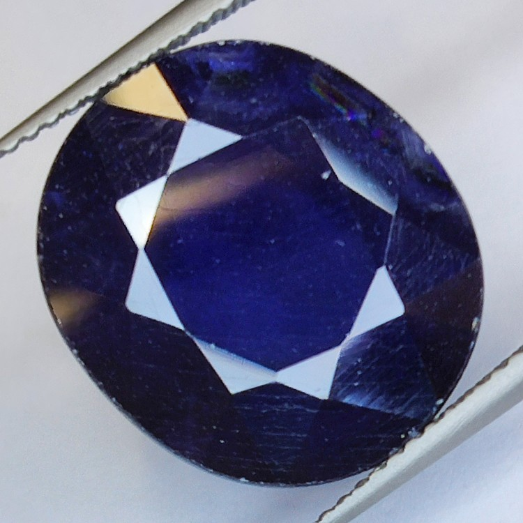 10.16ct Zaffiro Riempito di Vetro Taglio Ovale 12.94x11.66mm