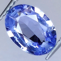 1.68ct Saphir Oval Schnitt