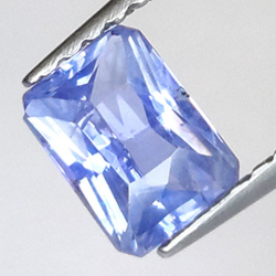 0.72ct Saphir Smaragd-Schnitt