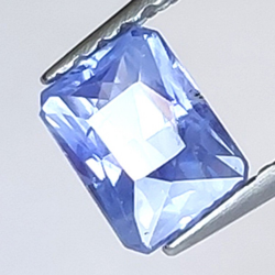 0.72ct Saphir Smaragd-Schnitt