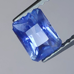 0.72ct Saphir Smaragd-Schnitt