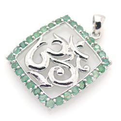 Pendentif OM émeraude et argent 925