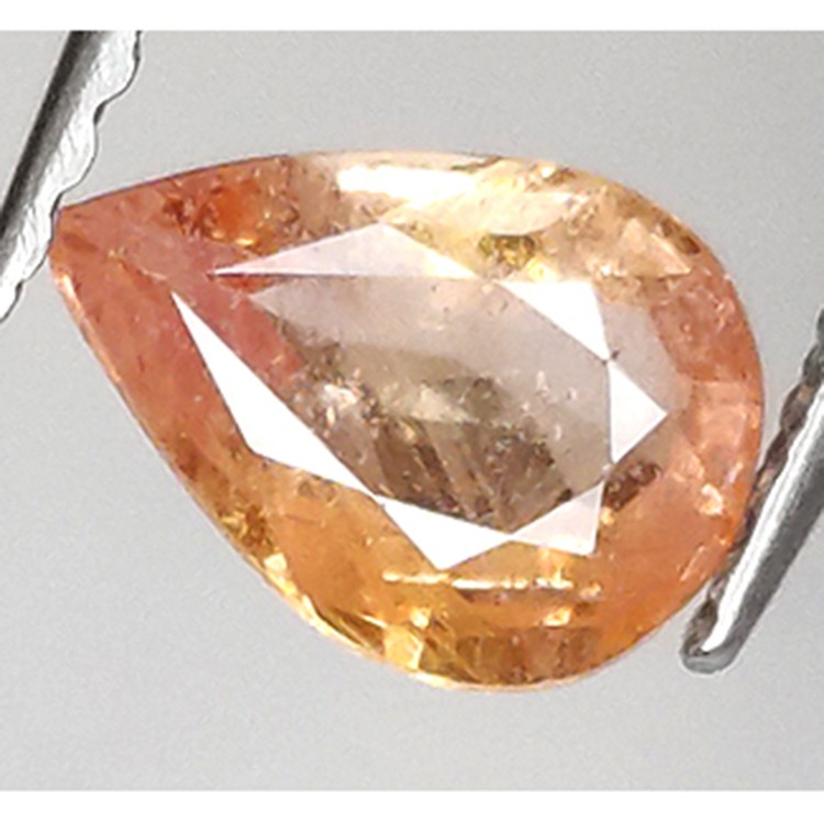 0.62ct Padparadscha Saphir Taille Poire 6.46x4.54mm