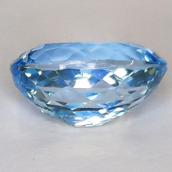 10.41ct Schweizer Blau Topas Oval Schnitt