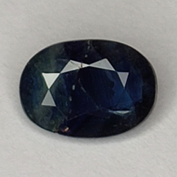 Saphir bleu 0,89 ct taille ovale 7,0x4,9 mm