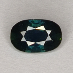 0,91 ct blauer Saphir, Ovalschliff 7,0 x 4,5 mm